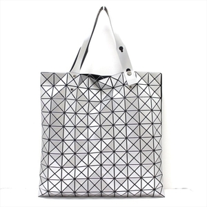 バオバオイッセイミヤケ BAOBAO ISSEYMIYAKE トートバッグ BB03-AG342 - シルバー×黒 バッグ