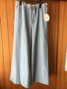 新品タグ付き　ワイドパンツ　(定価￥15180)