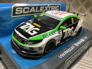 1/32 SCALEXTRIC C3918 BTCC VW Passat スロットカー