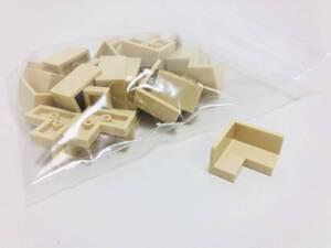 【新品未使用】レゴ　LEGO　パネル　コーナー　2x2x1 タン　ベージュ　24個　２×２×１