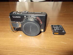 デジカメ PANASONIC LUMIX DMC-LX2 バッテリー付 デジタルカメラ コンデジ 中古 1台