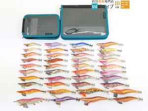 ダイワ エメラルダス 2.5S、ヨーヅリ エギ 2.5号、ヤマシタ Q浅 3.0号、FINA エギ 3D 他 計40点セット ケース付き