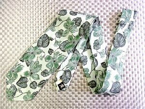 ★RB1198★【花 葉っぱ 植物 柄】マーガレットハウエル【美品】ネクタイ