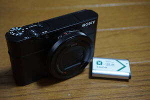 【中古/美品】Sony ソニー　デジタルスチルカメラ　RX100Ⅴ (DSC-RX100M5) 本体