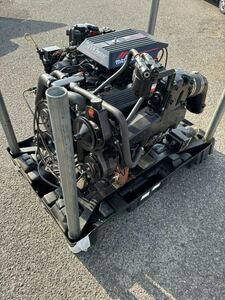 マークルーザー7.4L（330馬力）