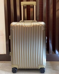 RIMOWA リモワ オリジナル キャビン Original Cabin Twist 機内持ち込み用スーツケース スーツケース 21インチ 35リットル ゴールド