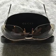 GUCCI サングラスシルバースチール　黒ケース付き