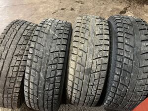 YOKOHAMA LT285/75R16 116/113Q 4本 冬タイヤ 溝あり ランクルタンドラなどに リフトアップ足上げ