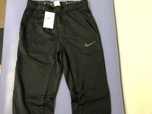 ナイキ(NIKE)Therma-FIT テーパードパンツ　トレーニングパンツ 新品・未使用品