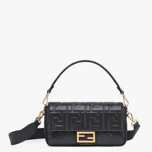 【送料無料】FENDI フェンディ バゲット ミディアム ショルダーバッグ