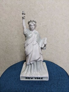 陶器製 アメリカ 自由の女神像 約25cm 置物 オブジェ アンティーク ライト