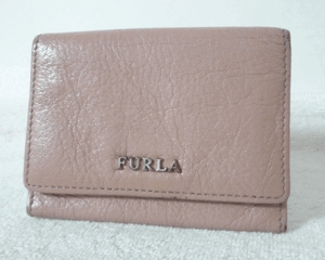 フルラ　FURLA　レザー　ベージュ系　定期入れ　名刺入れ　カードケース