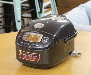 ZOJIRUSHI 炊飯器 NP-RN05 極め炊き 圧力IH炊飯ジャー 2022年製 3合 黒まる厚釜 ブラック 象印 2053358