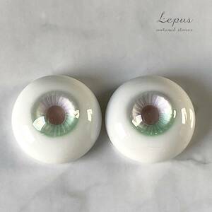 ＊Lepus＊　約18mm/18.4mm　グラスアイ　＃1298