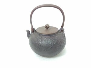 ●亀文堂造？ 鉄瓶 茶道具 煎茶道具 伝統工芸品 茶器 アンティーク 鋳物 レトロ 和風【20344180】