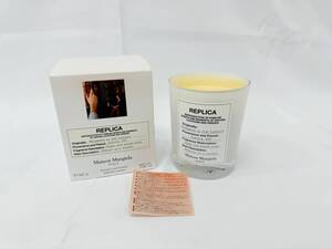 D7372*3　未使用　Maison Margiela　メゾン マルジェラ　REPLICA　レプリカ　ウィスパーズ イン ザ ライブラリー　165g　キャンドル 箱付き