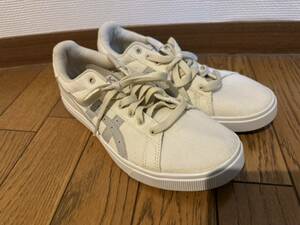 asics アシックス　CLASSIC CT