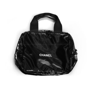 シャネル CHANEL ノベルティ ポーチ メイク 化粧ポーチ ハンドバッグ セカンドバッグ 持ち手付き 中綿 撥水 レディース ブランド 黒 非売品