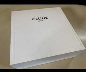 CELINE PARIS 箱 白 ① 約12×36×36cm