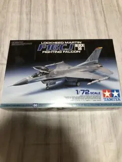 タミヤ　1/72 F-16CJ プラモデル