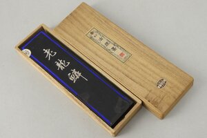 古墨 油煙墨 奈良桂林堂 老龍鱗 153g 使用中古品 12-C058W/1/60P