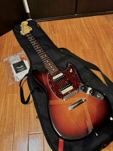 Fender USA American Special Mustang 3-Color Sunburst 希少品！ アメリカンスペシャルムスタング！