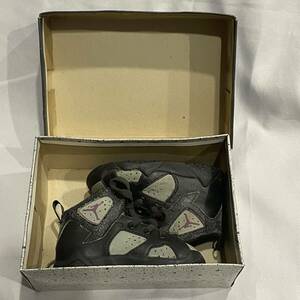 新品未使用品　デッドストック オリジナル NIKE ナイキ BABY JORDAN 7 ベビージョーダン 箱付き 11cm スニーカー