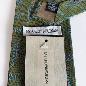 EMPORIO ARMANI(エンポリオアルマーニ)緑凪ネクタイ新品　未使用　タグ付き