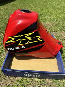 ホンダ HONDA XR250 MD30ガソリンタンク　燃料タンク フューエルタンク