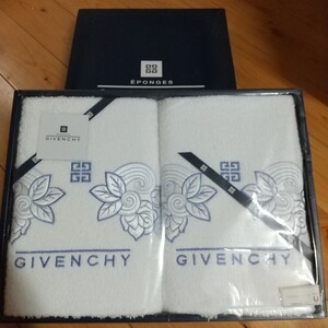 GIVENCHY ジバンシー バスタオル２枚セット