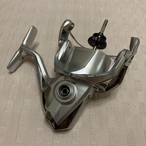 SHIMANO　シマノ　18　ストラディックSW　4000XG　ボディのみ　中古　送料無料