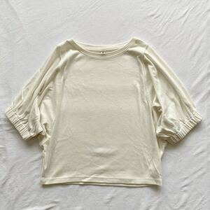 UNIQLO ユニクロ　五分袖Tシャツ　夏　女の子　サイズ１３０　