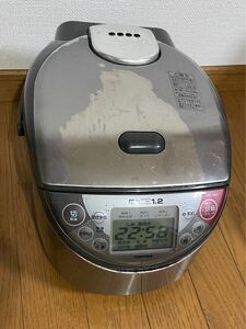 東芝圧力IH保温釜 圧力IH1.2 RC-10LY 作動確認済 5合炊き 圧力IH炊飯ジャー IH炊飯ジャー 炊飯器