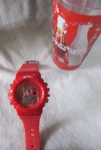 コカ・コーラ　デジタルウォッチ　　腕時計　　プラスチックコップ付き
