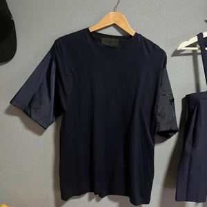 PRADA プラダ 確実正規品 半袖Tシャツ Tシャツ ロゴ ナイロン切り替え 人気