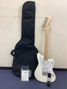 ◯営HM020-後T140【埼玉発】Squier by Fender MINI ホワイト エレキギター 弦楽器 アンプでの音出し確認済み ソフトケース付き 現状品