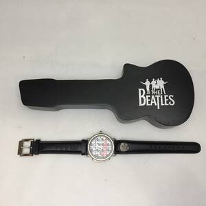 T052806☆ジャンク扱 (11)腕時計 THE BEATLES ギターケース型 木箱入 ビートルズ 電池切れ ☆