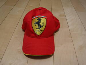 新品　Ferrari　フェラーリ　帽子　キャップ