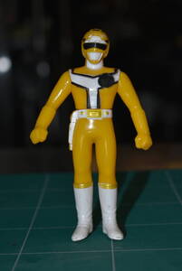 Qo107 VTG 1989 Bandai Turboranger yellow Turbo Power Rangers Turbo Figure 高速戦隊ターボレンジャー イエローターボ ソフビ 当時モノ