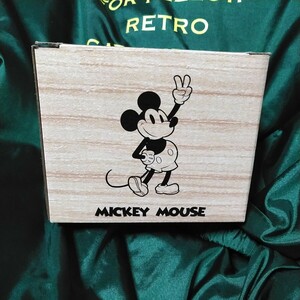 ミッキー・マウス　Mickey Mouse　みんなのキャラクター　ウッド調スプーン付きマグカップ　新品　広告ノベルティ　キャラクター