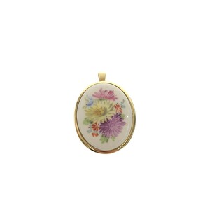 【Meissen】マイセン ペンダントトップ ブローチ 585刻印 アクセサリー 五つの花 フラワー 小物 K14 ネックレス 西洋陶器 現状品 A801