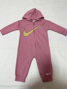 新品　60 NIKE ナイキ　ロゴ　プリント　ジップ　ロンパース　カバーオール　62〜68 ボディーオール　つなぎ　ピンク　6M