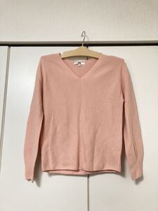 UNIQLOユニクロVネックセーター　ピンク