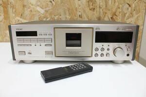 KH06010　TEAC　V-7000　カセットデッキ　音響機器　動作確認済　中古品