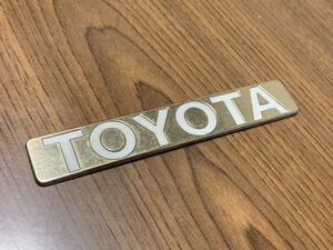 TOYOTA トヨタ エンブレム プレート ゴールド ホワイト GOLD WHITE 当時物 希少 クラウン マーク2 クレスタ チェイサー ソアラ セルシオ