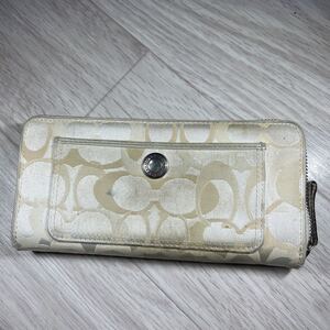 本物 コーチ 長財布 ベージュ色系 COACH c40