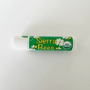 Sierra Bees・シエラビーズ・ORGANIC Tamanu＆Tea Tree LIP BALM・リップクリーム ・オーガニックリップバーム・ティートゥリーの香り①