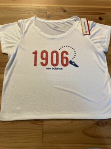 新品未使用！送料込み newbalance ニューバランス 半袖Tシャツ 定価3600円 スポーツTシャツ 白 Mサイズ ランニング ヨガ スポーツ