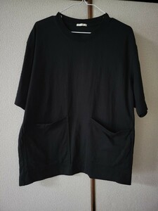 GU　メンズ　半袖 Tシャツ　ブラック　Sサイズ