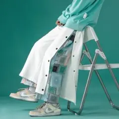 白【L】ペイズリー　ボトムス　ボタン　ストレートパンツ　個性的　カジュアル